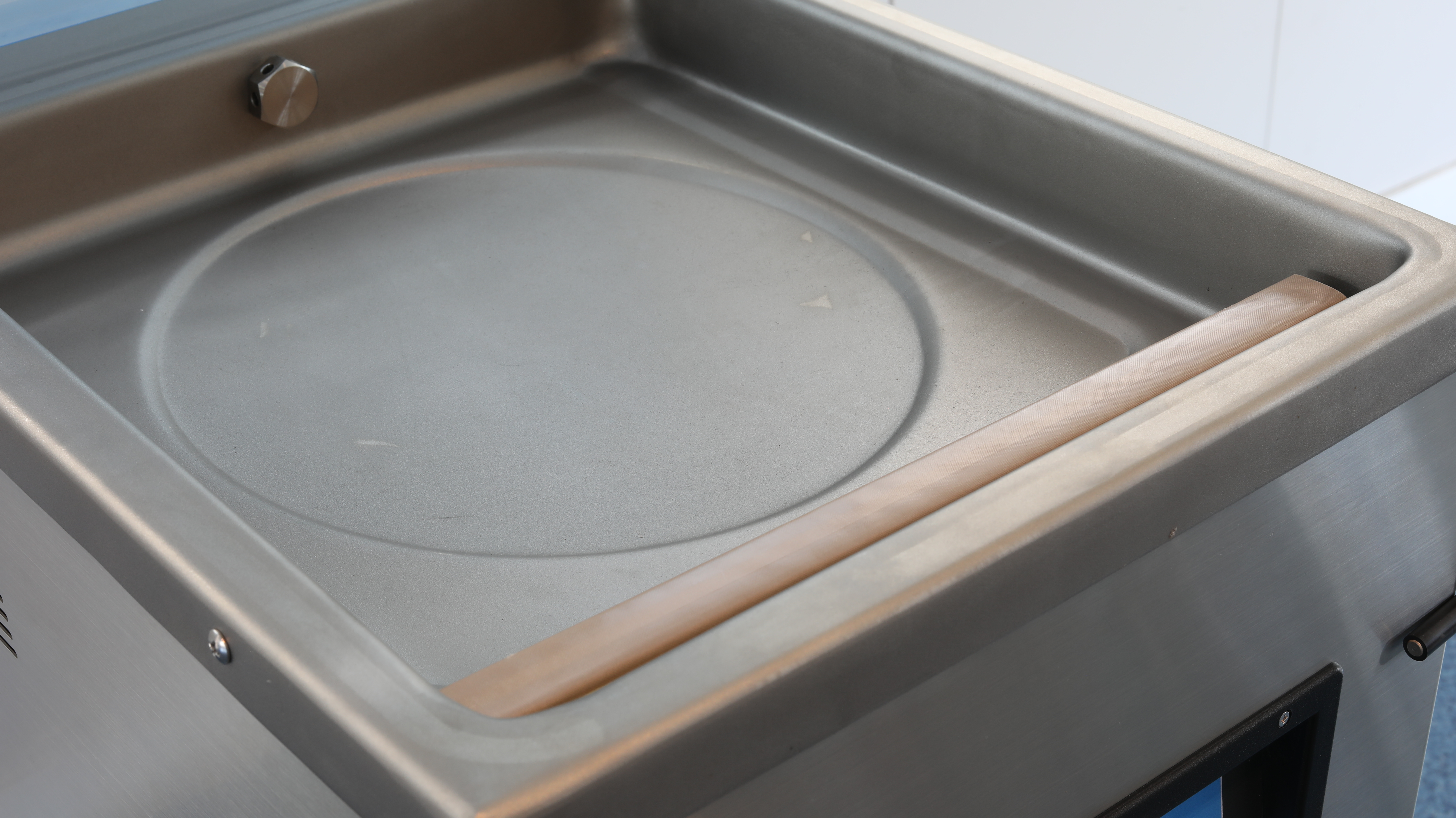 Vacuum packaging machine details 03