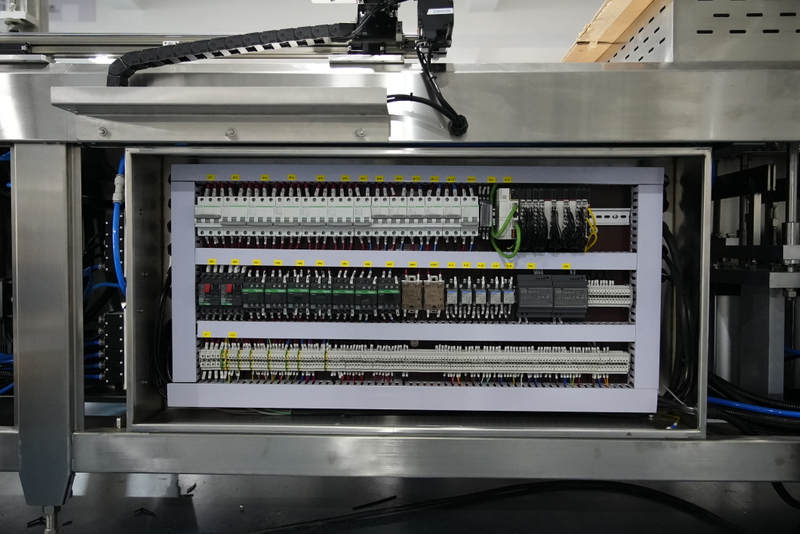 Vacuum Thermoforming Machine Manufacturers for Sale