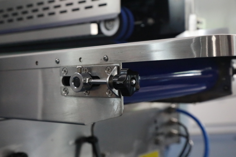 Ink-jet Coding Air Sucking Band Sealer FRP-1120WH