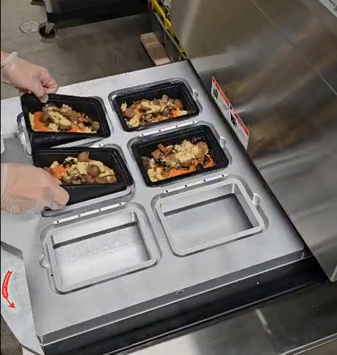 automatic tray sealing machine for ready meal.png