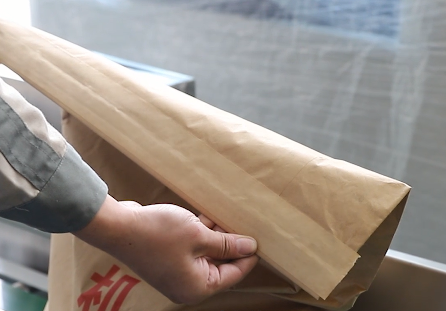 Heavy-duty bag sealer machine